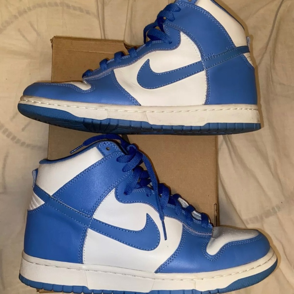 1999 dunks UNC